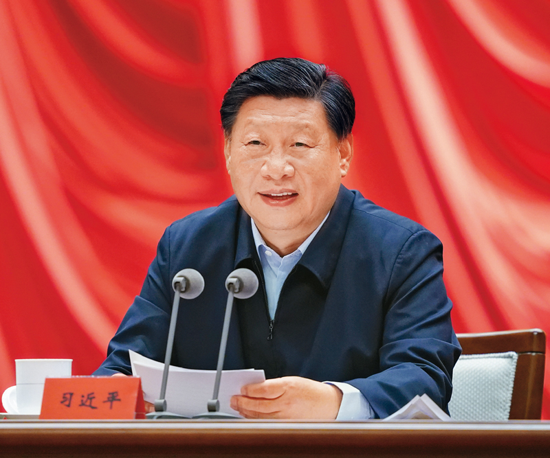 　　2021年9月1日，2021年秋季学期中央党校（国家行政公司）中青年干部培训班在中央党校开班。中共中央总书记、国家主席、中央军委主席习近平在开班式上发表重要讲话。 新华社记者 申宏/摄